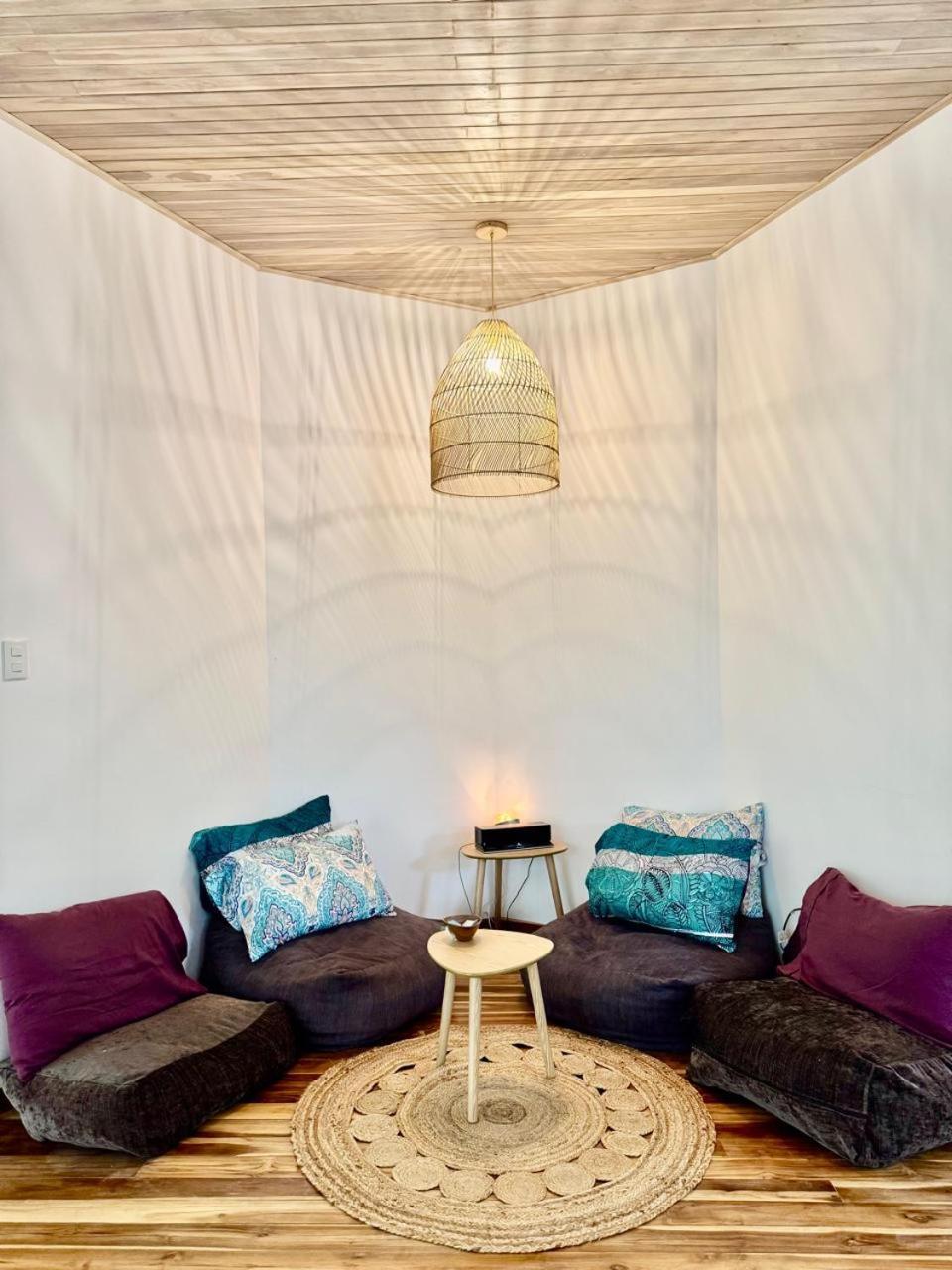 Iluminar Beachfront Suites Nosara Zimmer foto